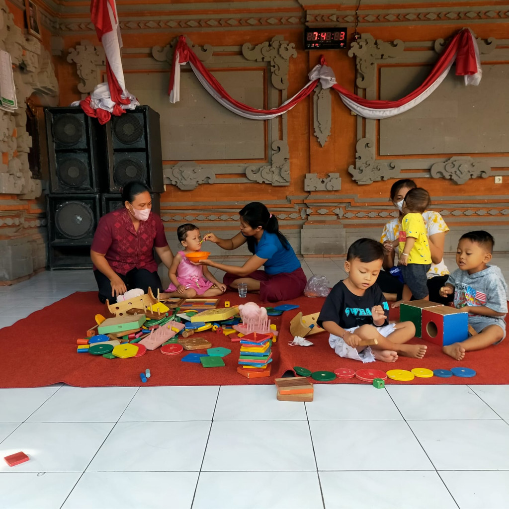 Pelaksanaan Posyandu Balita Bulan Desember di Desa Kekeran